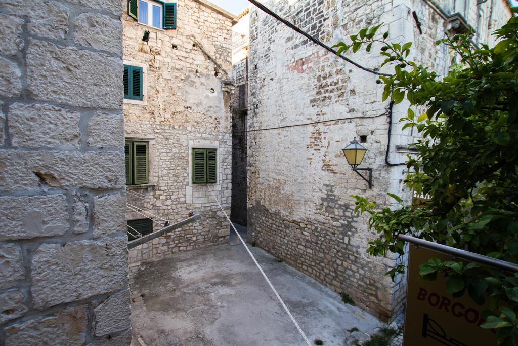 Apartment Toma Trogir Eksteriør bilde