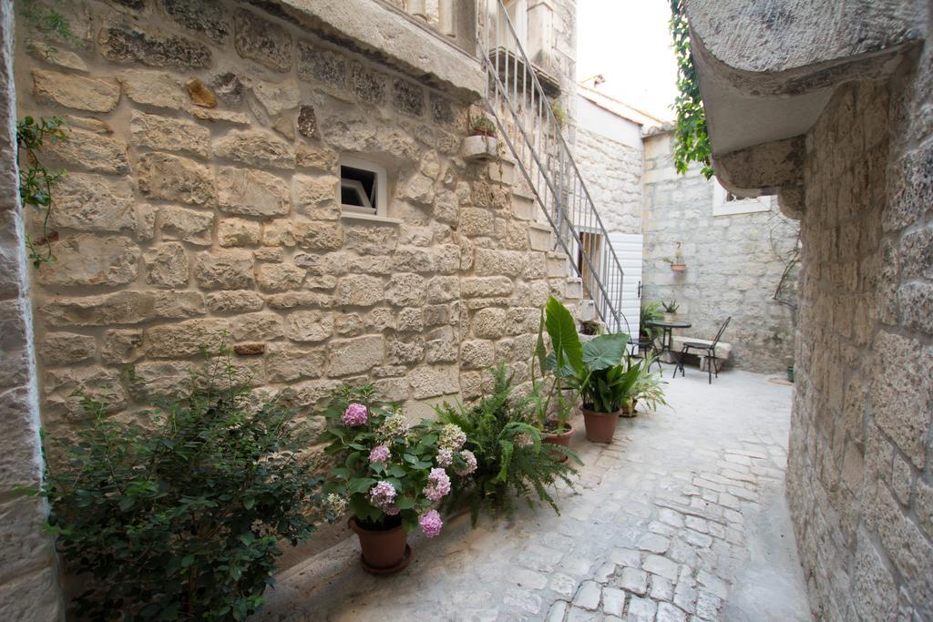 Apartment Toma Trogir Eksteriør bilde