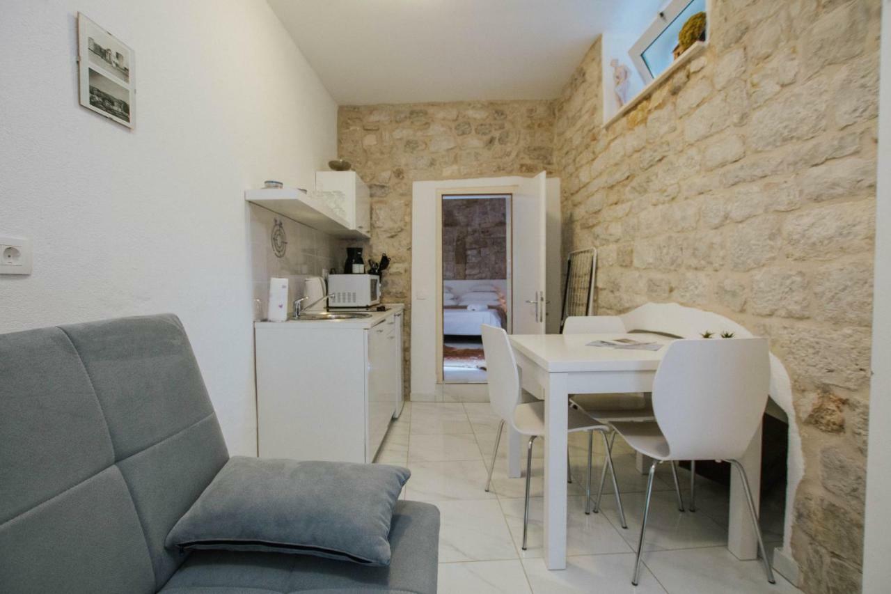 Apartment Toma Trogir Eksteriør bilde