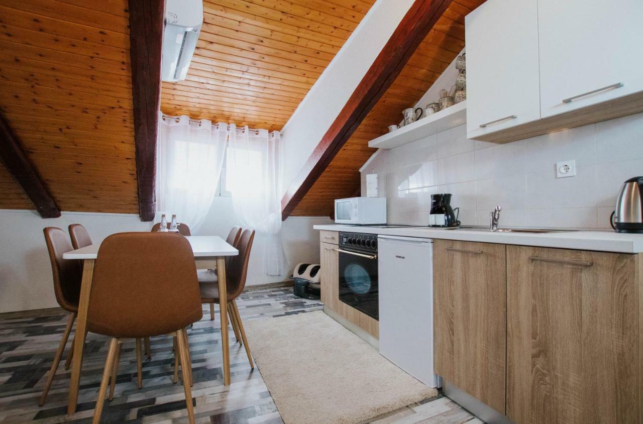Apartment Toma Trogir Eksteriør bilde
