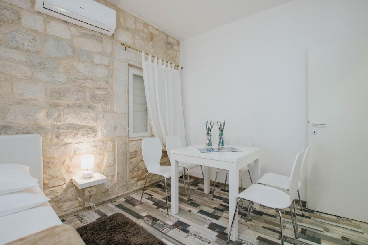 Apartment Toma Trogir Eksteriør bilde